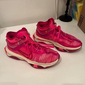 basketball/ volleyball shoes